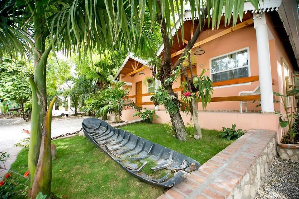 Palm Inn Hotel Port-au-Prince 3*,